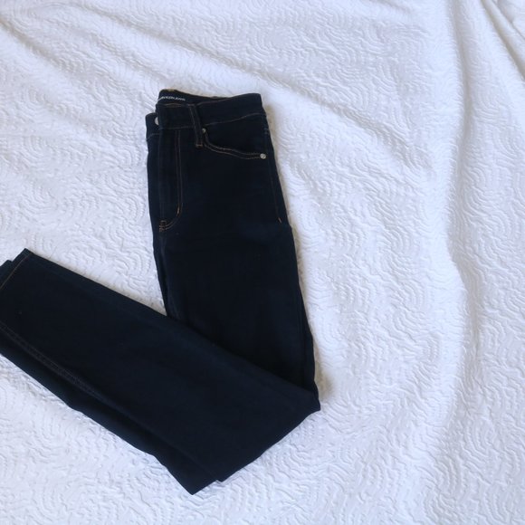 Calvin Klein Jeans - Picture 2 of 4